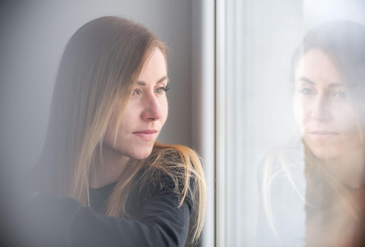 Depressione e serotonina: è davvero uno squilibrio chimico?
